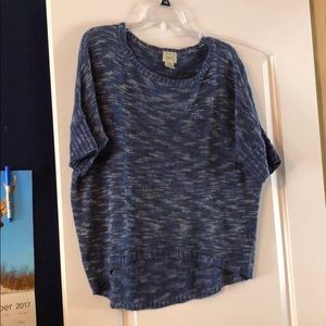 Short sleeve crop sweater